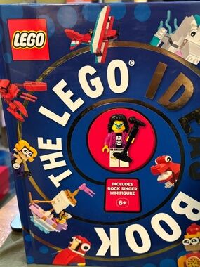 RARE DK "The LEGO Ideas Book" with unopened Rock Singer minifigure col410